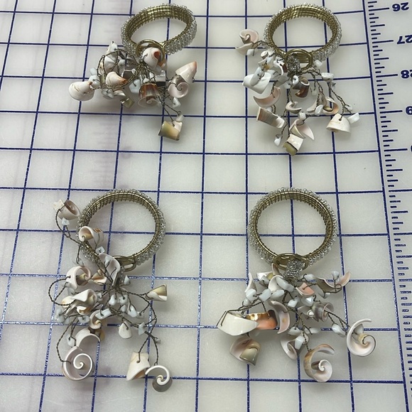 Dining | Setof4 Seed Bead Wire Wrapped Spiral Sea Shell Napkin Rings ...